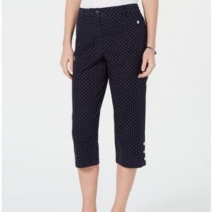 New Karen Scott Polka Dot Capri Pants~Belt Loops